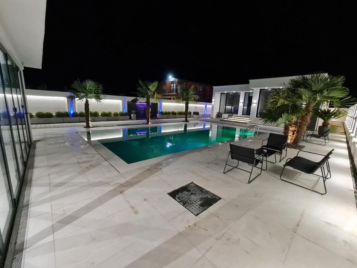Lt Luxury Villa Rrushkull (Durres) Exterior foto